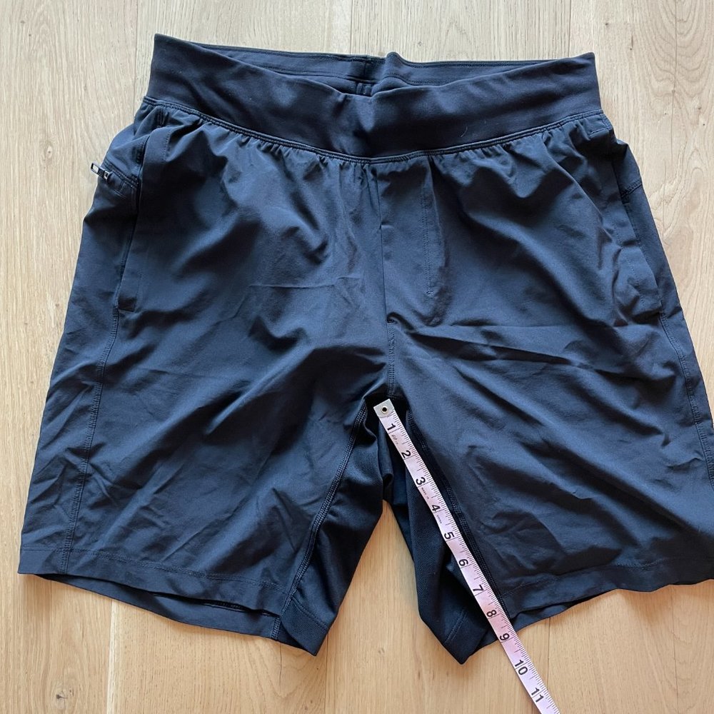 Lululemon Large Pace Breaker Lined Short 9" - Picture 8 of 10